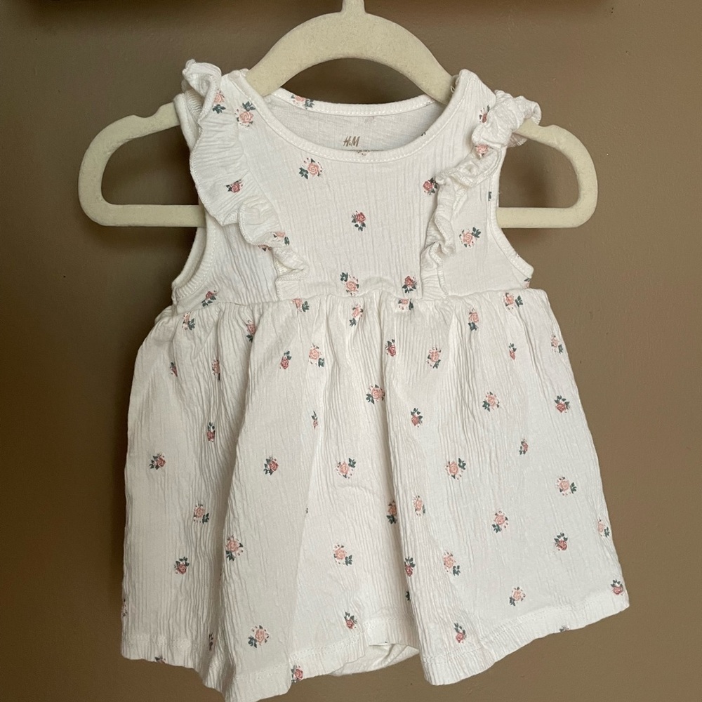 3M H&M floral ruffle dress